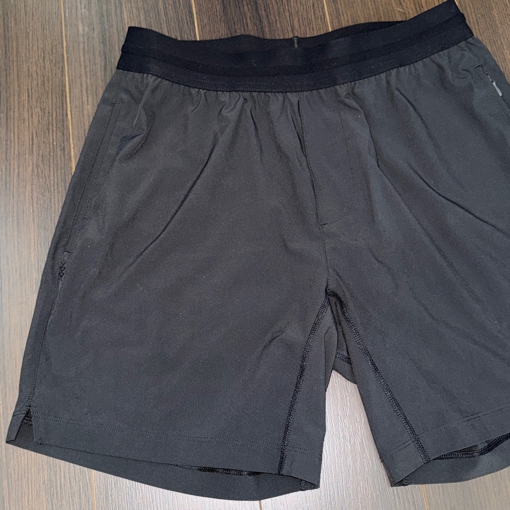 RHÔNE Men's Black Performance Shorts - Picture 4 of 4